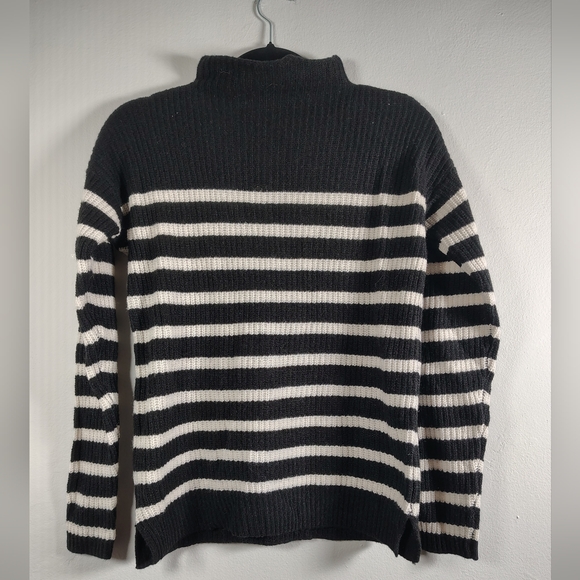 NWT-Cashmere Wool Blend Ann Taylor Mock Turtleneck Sweater Black & White Stripes - Picture 1 of 7